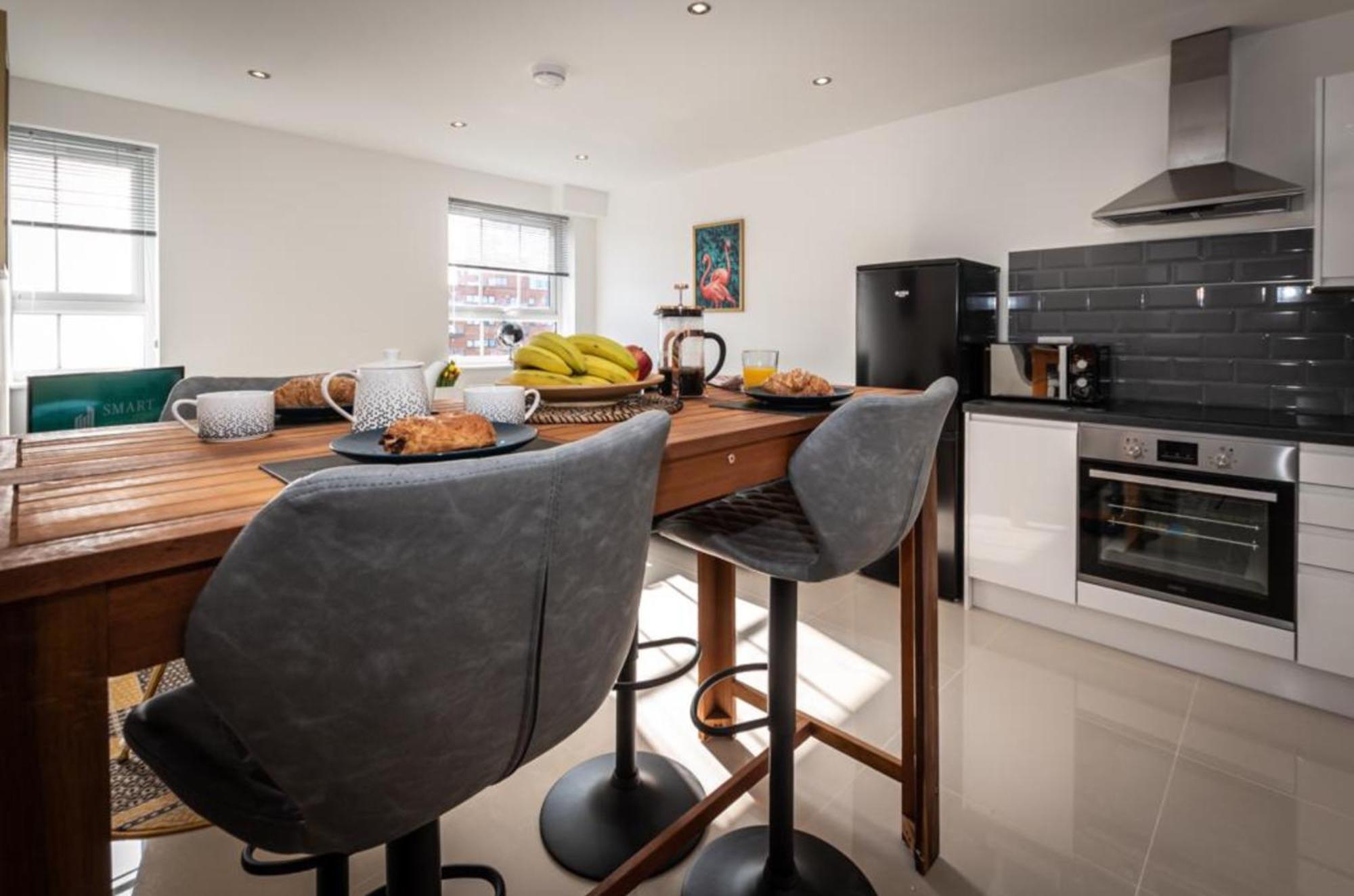 Relaxing Atlantic Mansions By Smart Apartments Short Lets & Serviced Accommodation Apartment Southampton With Free Wifi Esterno foto